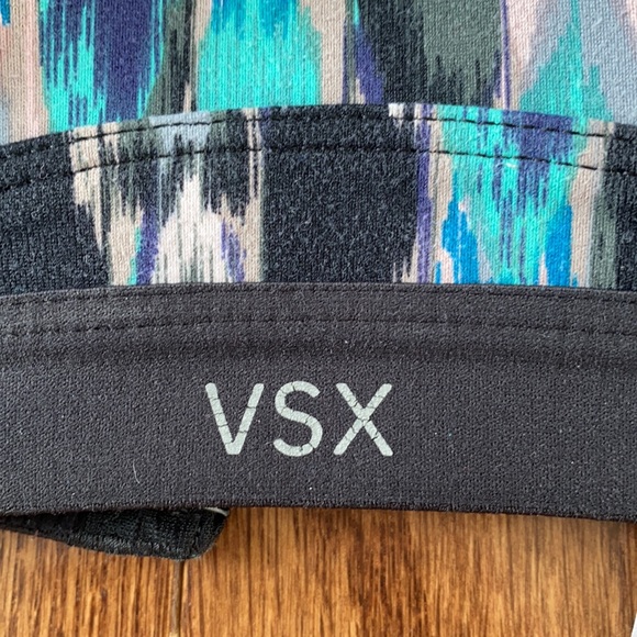 Victoria’s Secret Sports Bra - Picture 2 of 8